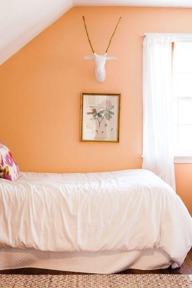 Ý tưởng thiết kế phòng ngủ với gam màu cam pastel nhẹ nhàng (Mã màu Moon Morn 19C-1P)
