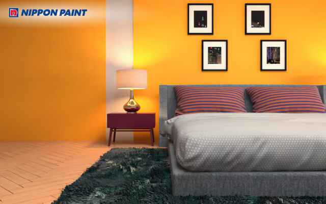 Phòng ngủ tone cam chanh nhạt kết hợp ánh sáng tự nhiên tạo cảm giác thoáng đãng, dễ chịu