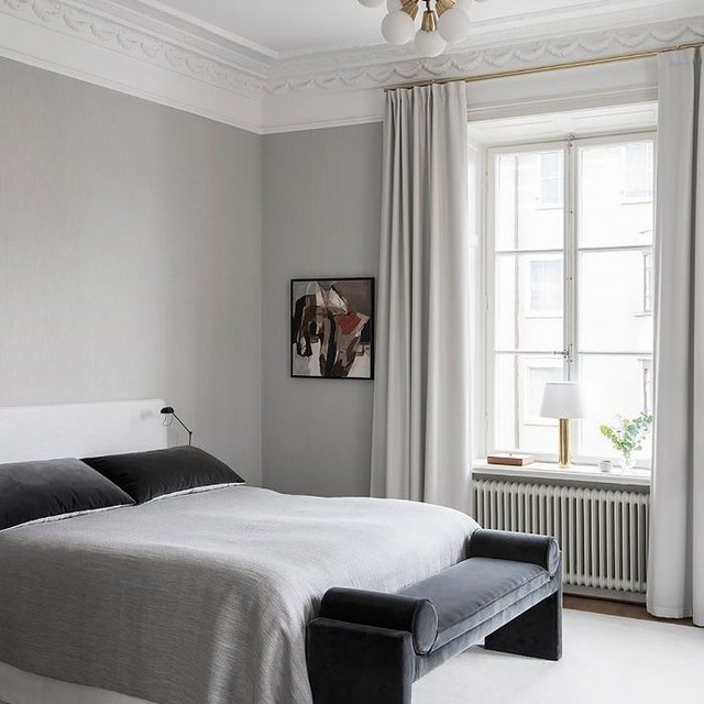 phòng ngủ tối giản sơn màu xám