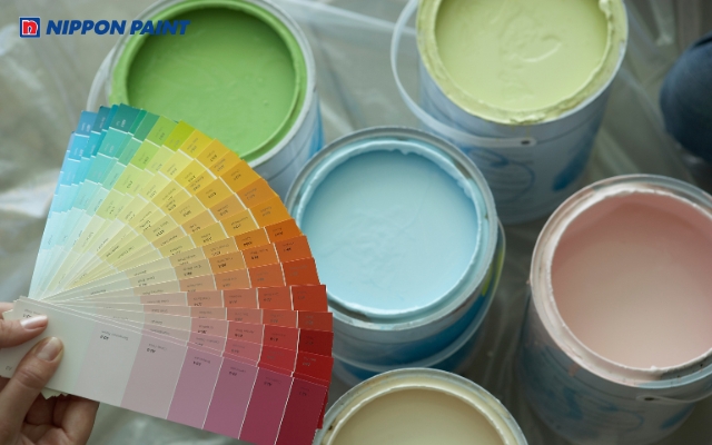 Sơn phủ luôn giữ vai trò quen thuộc và quan trọng trong các công trình xây dựng