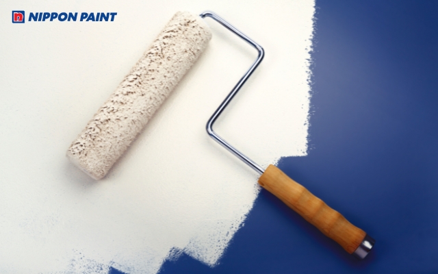 Sơn phủ bóng bằng con lăn sơn