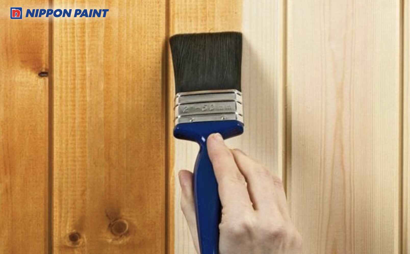 Bề mặt cửa, tủ bền đẹp hơn nhờ lớp phủ sơn PU