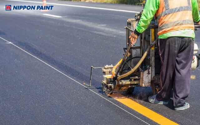 Thi công sơn đúng kỹ thuật giúp vạch bền, rõ ràng và an toàn giao thông