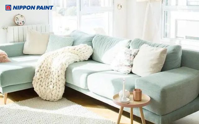 Phối sơn trắng sữa với đồ nội thất xanh pastel