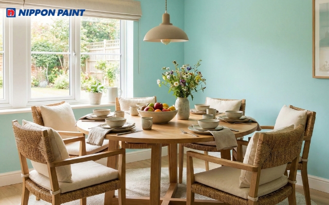 Phòng ăn xanh ngọc bích mang lại cảm giác quây quần