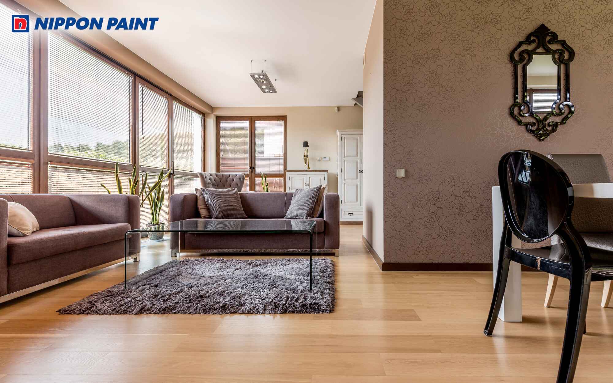 Tường sơn màu nâu đất mang lại cảm giác cân bằng và dễ chịu