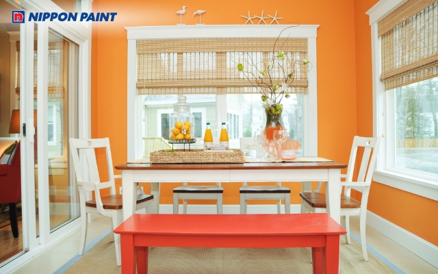 Thiết kế nội thất phòng ăn phong cách nhiệt đới với màu cam đầy tươi sáng